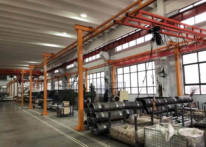 手拉葫蘆在車間的工作