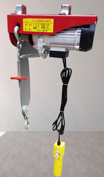 冠航電動葫蘆還可以和直滑式吊運(yùn)機(jī)搭配使用